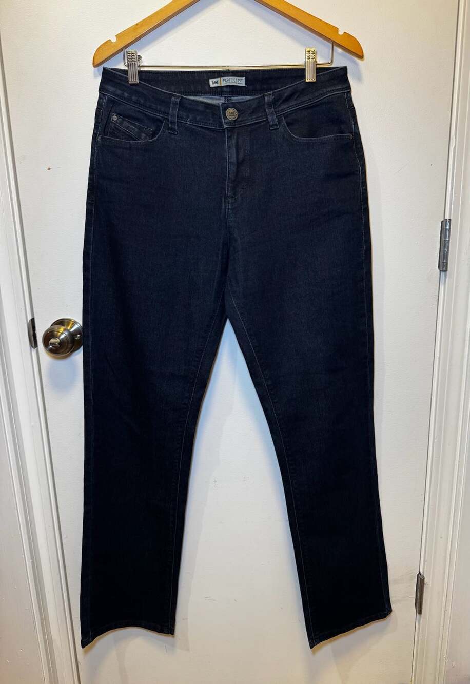 Lee Perfect Fit Jeans Size 12 Medium Dark Wash Denim Straight Cut